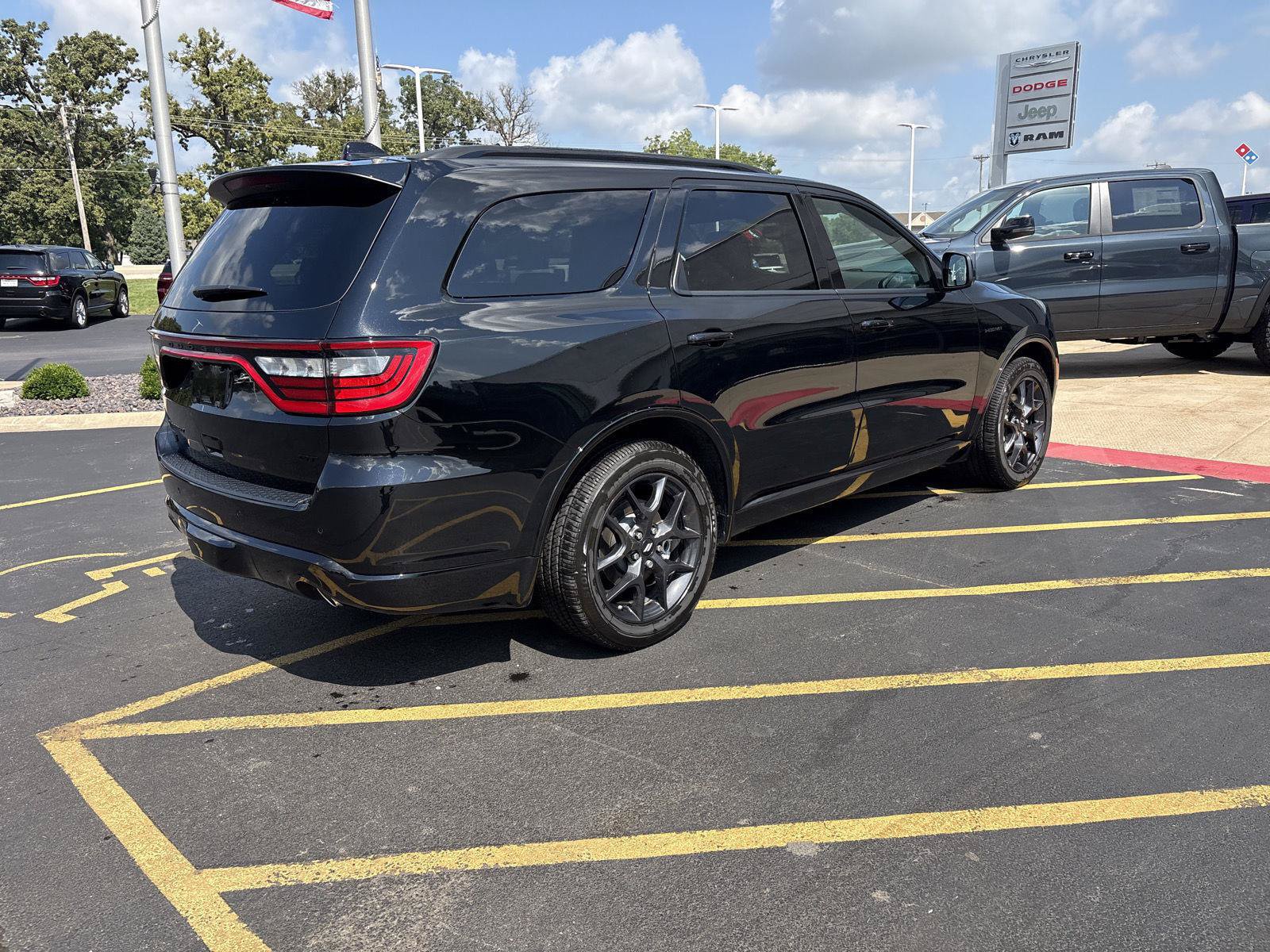 Used 2026 Dodge Durango GT w/ Blacktop Package AWD/4WD image 5