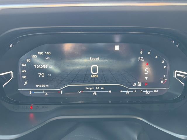 Used 2022 GMC Yukon XL Denali image 23