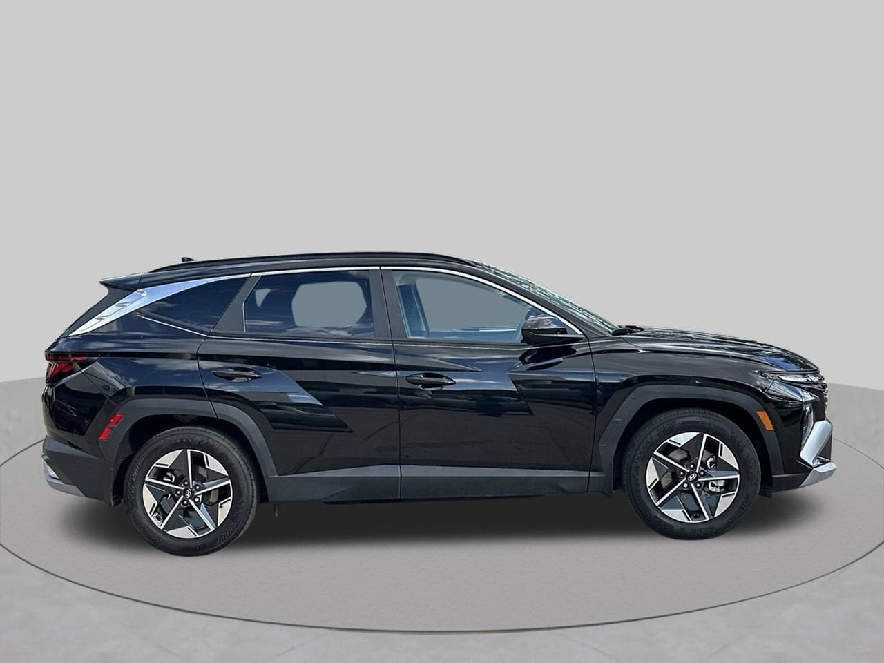 Used 2025 Hyundai Tucson SEL FWD image 6