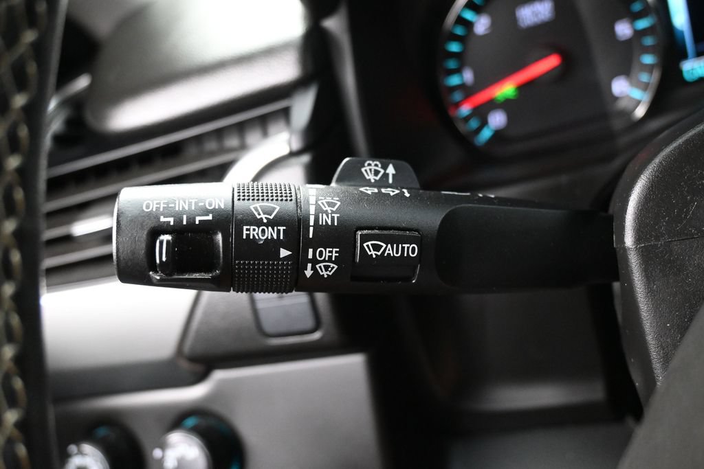 Used 2020 Chevrolet Tahoe LS w/ Skid Plate Package AWD/4WD image 18