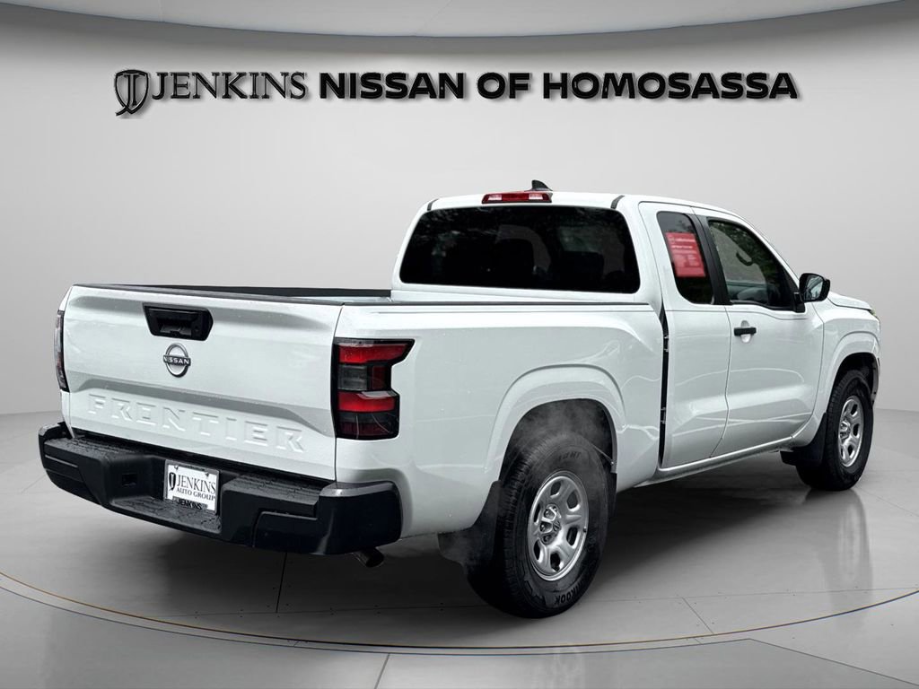 Certified 2024 Nissan Frontier S image 3