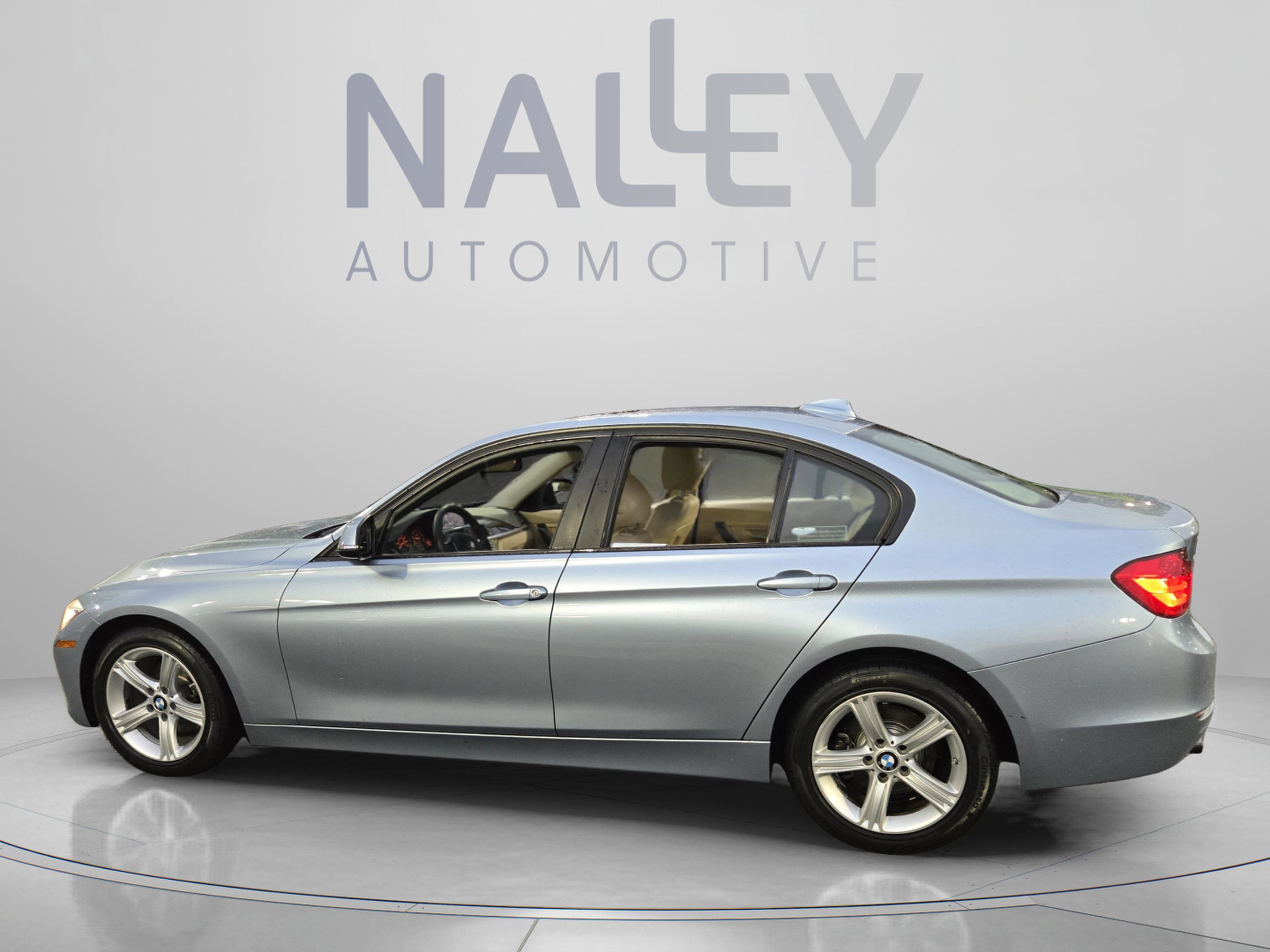 Used 2015 BMW 328i Sedan RWD image 2