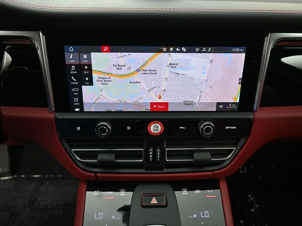 Certified 2025 Porsche Macan AWD/4WD image 19