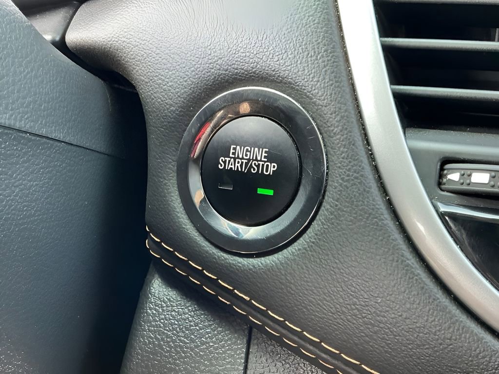 Used 2019 Chevrolet Trax LT w/ LT Convenience Package image 34