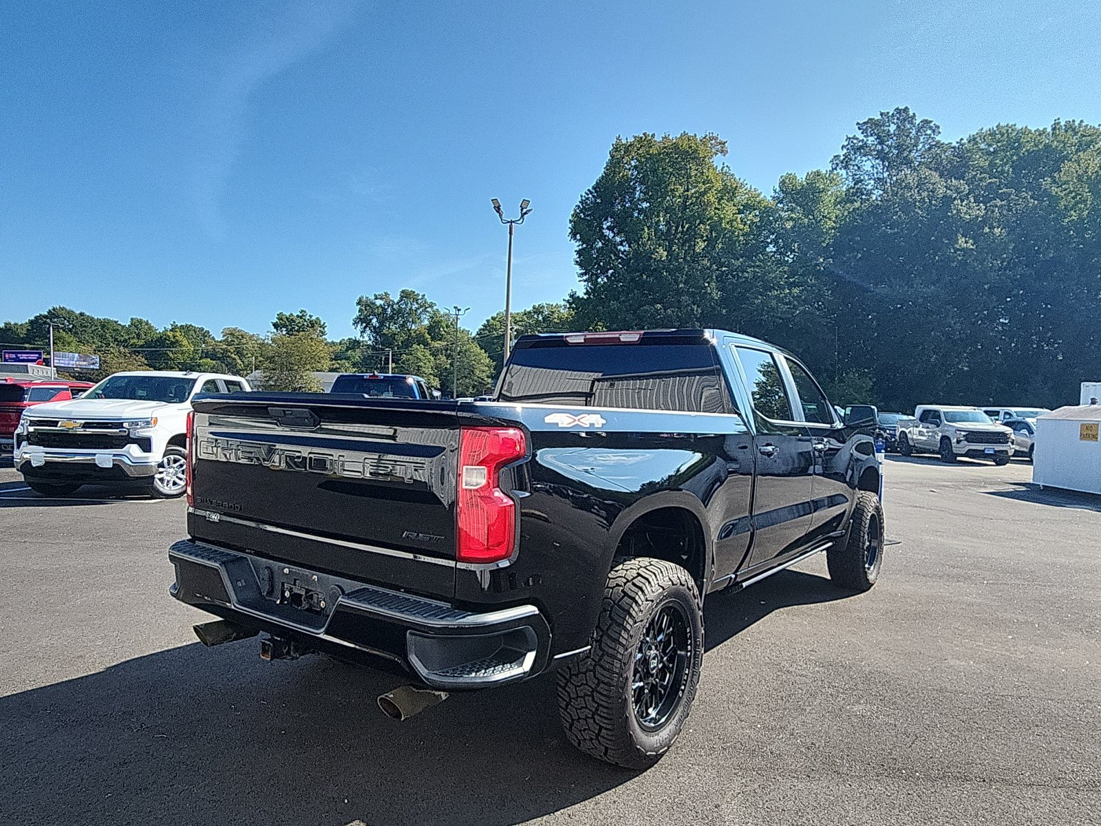 Used 2019 Chevrolet Silverado 1500 RST w/ All-Star Edition AWD/4WD image 5