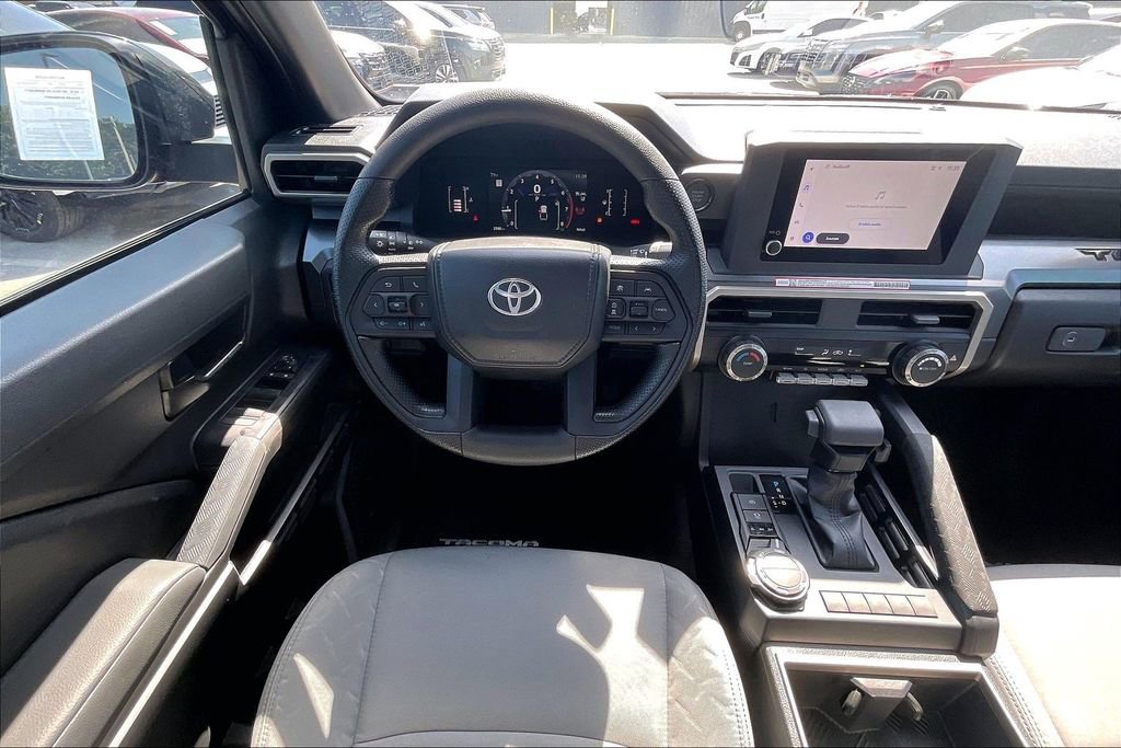 Used 2025 Toyota Tacoma SR5 AWD/4WD image 6