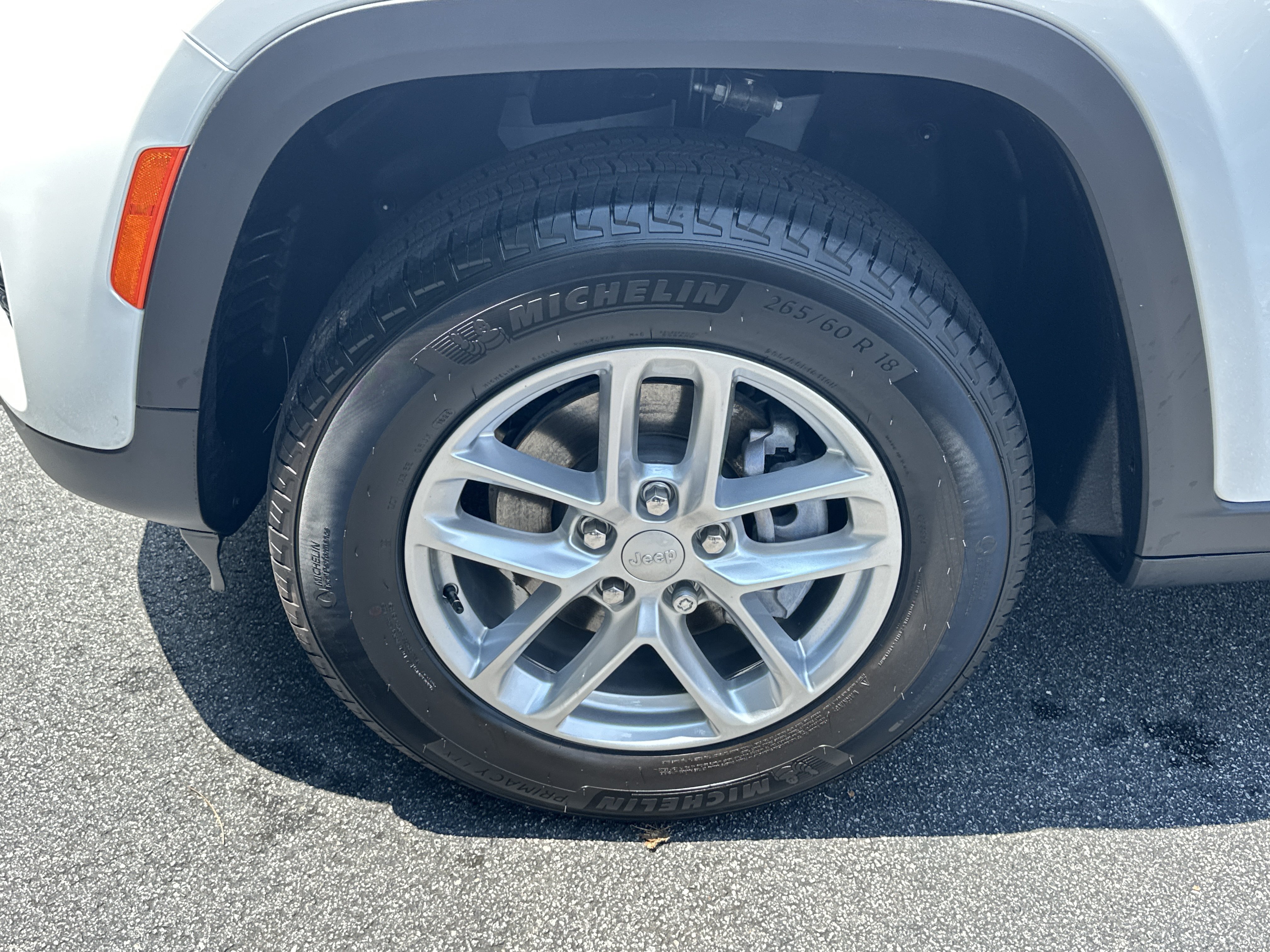 New 2026 Jeep Grand Cherokee Laredo X RWD image 13