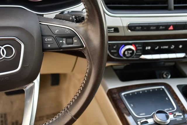 Used 2019 Audi Q7 2.0T Premium Plus w/ Premium Plus Package AWD/4WD image 9