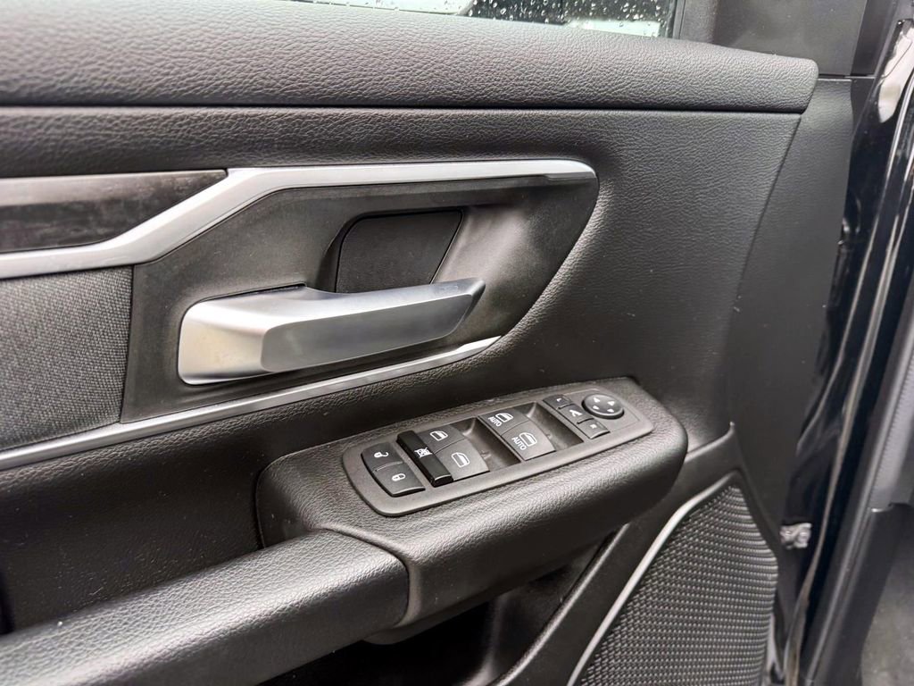 Used 2023 RAM 1500 Big Horn AWD/4WD image 15