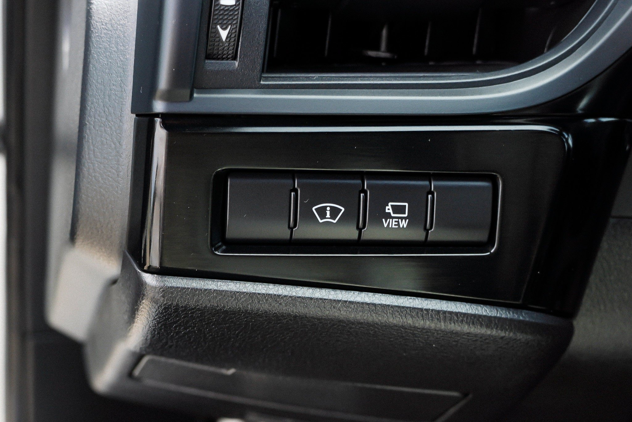 Used 2023 Lexus ES 350 F Sport w/ Accessory Package (Z2) FWD image 18