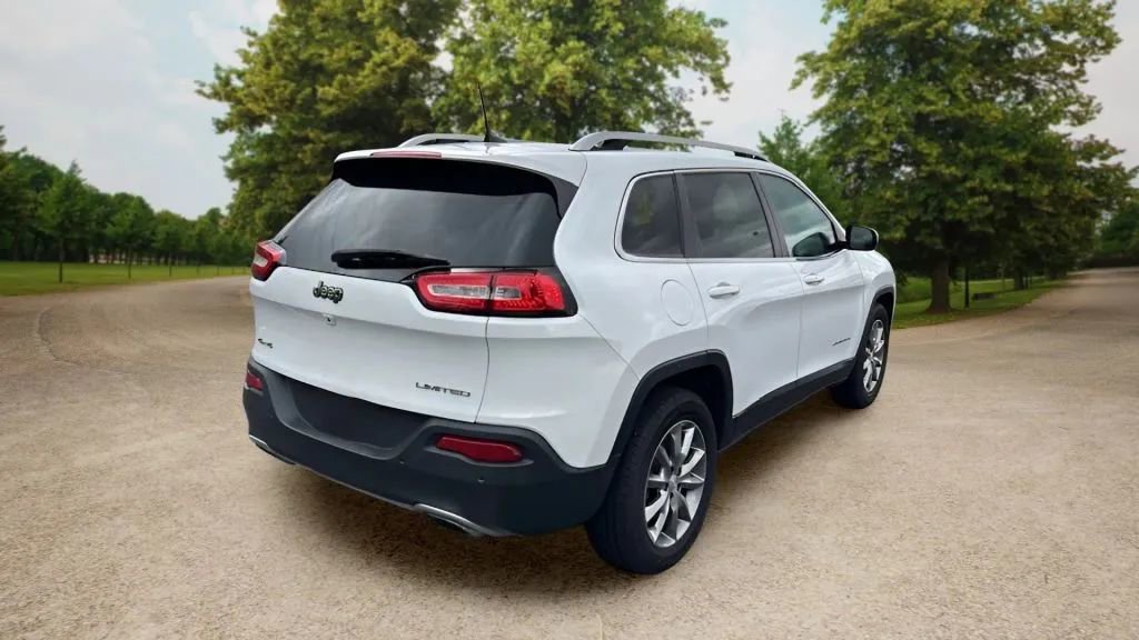 Used 2018 Jeep Cherokee Limited AWD/4WD image 8