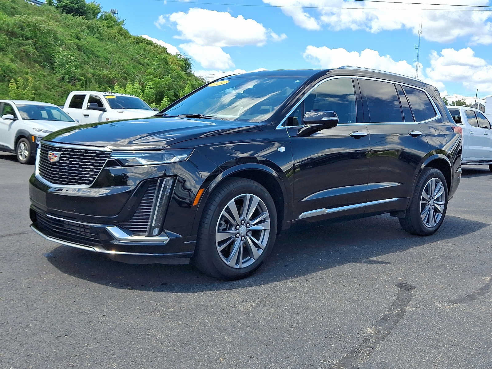 Used 2024 Cadillac XT6 Premium Luxury AWD/4WD image 3