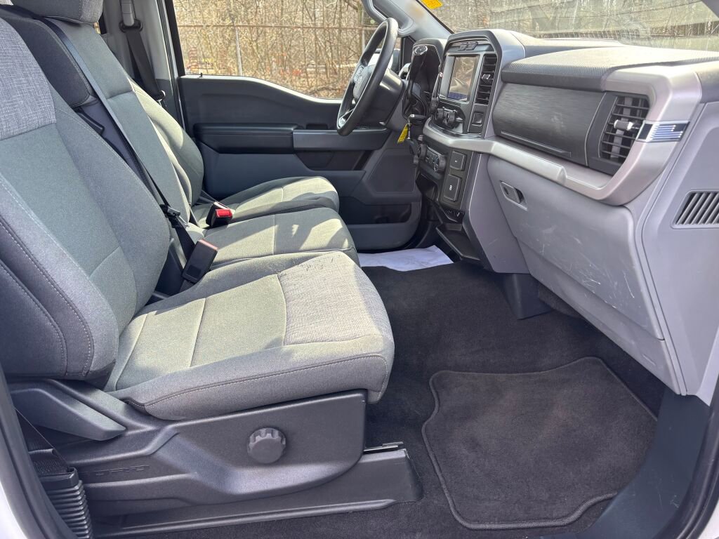 Used 2023 Ford F150 XLT w/ XTR Package image 25