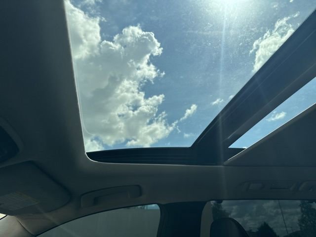 Used 2023 INFINITI QX60 Luxe w/ Performance Audio Package image 10