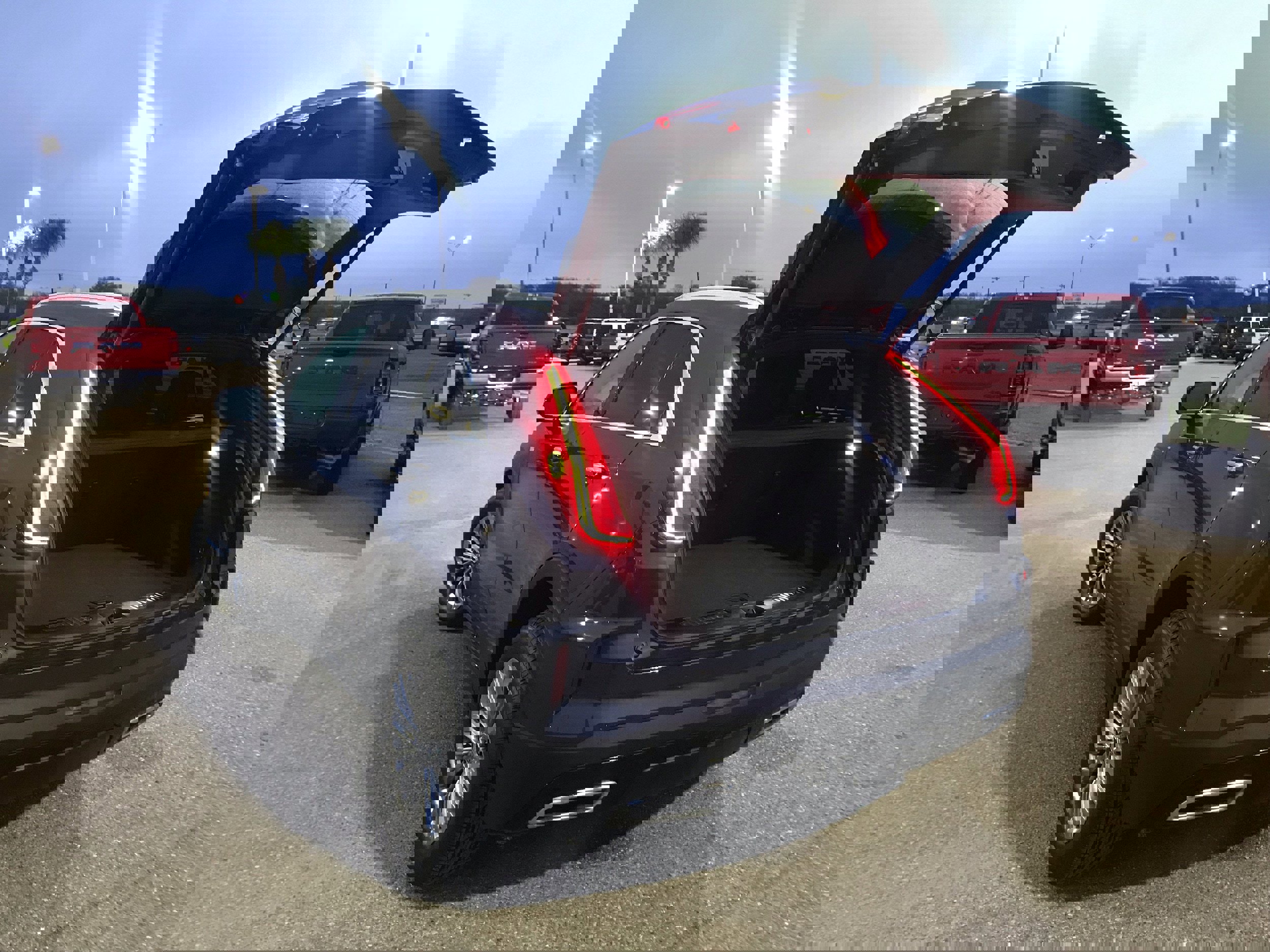 Used 2025 Cadillac XT4 Premium Luxury image 22