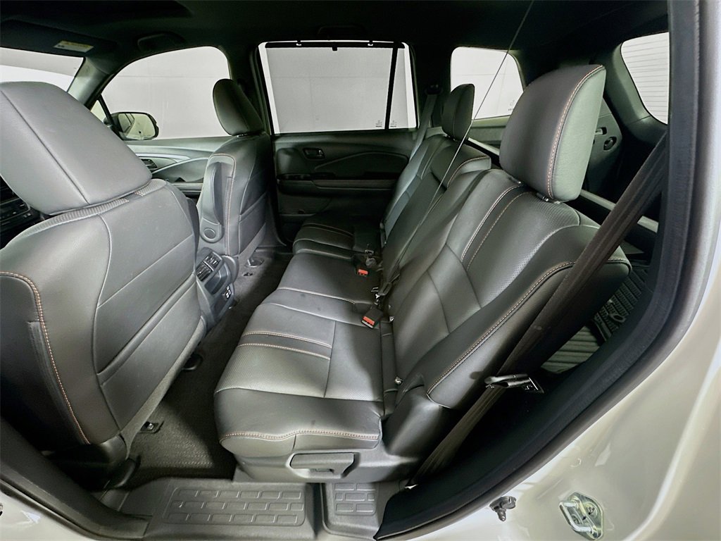 Used 2022 Honda Passport TrailSport image 14