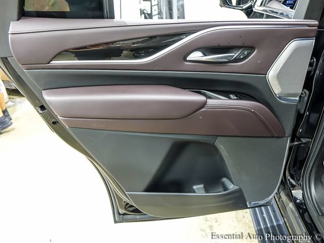 Certified 2021 Cadillac Escalade Premium Luxury Platinum AWD/4WD image 26