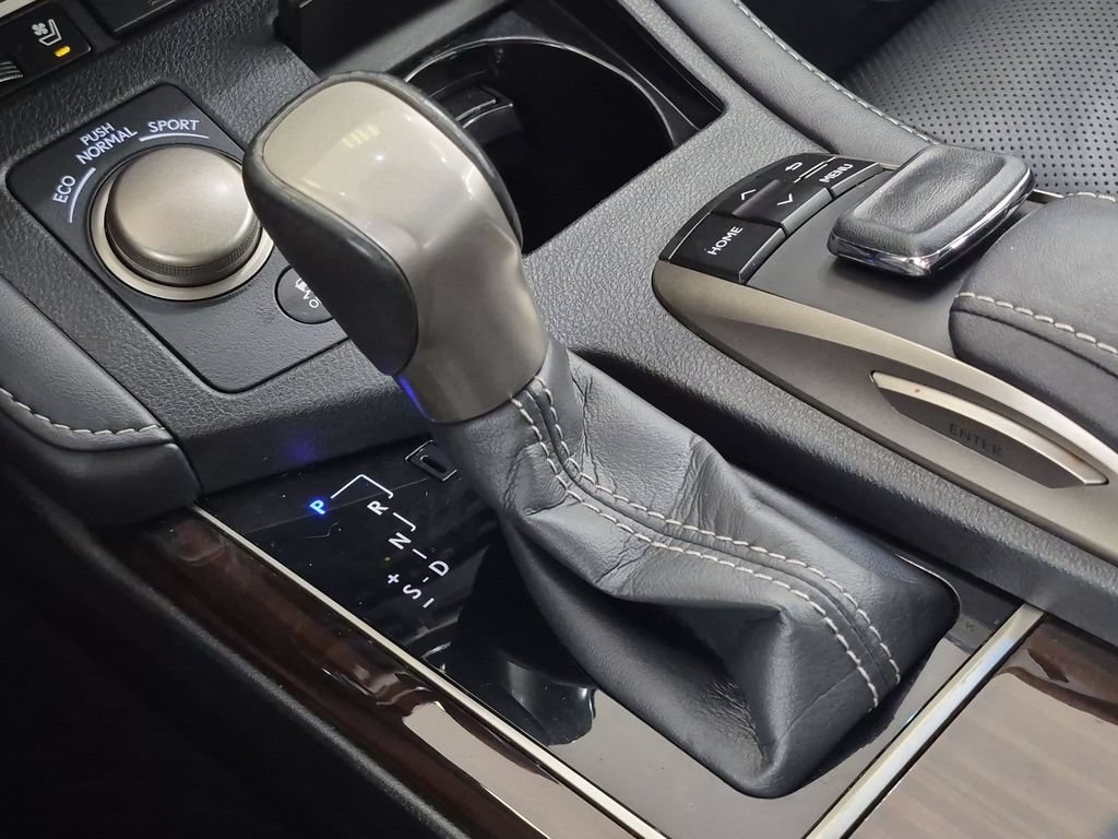 Used 2017 Lexus ES 350 w/ Luxury Package FWD image 25