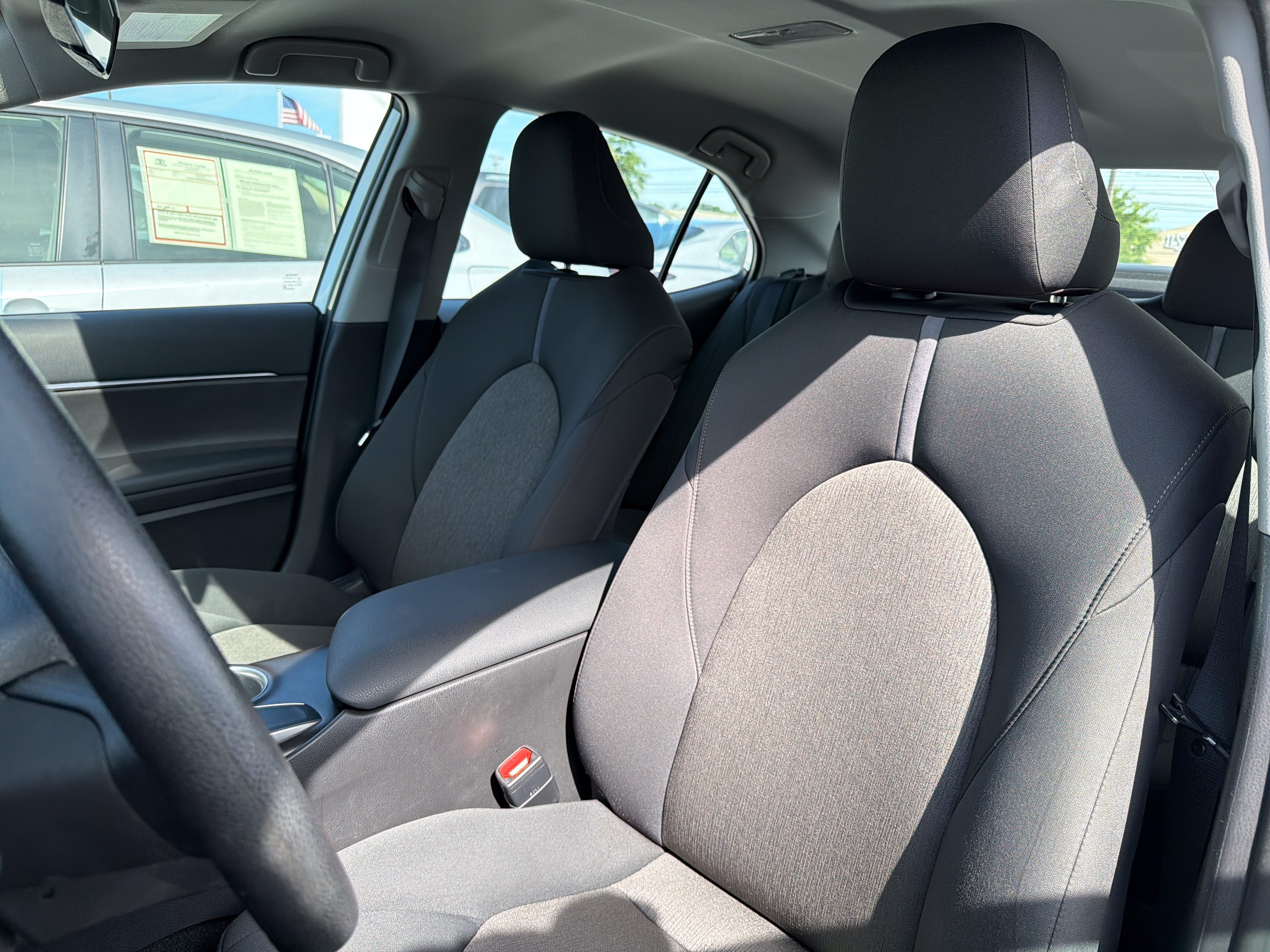 Used 2024 Toyota Camry LE FWD image 10