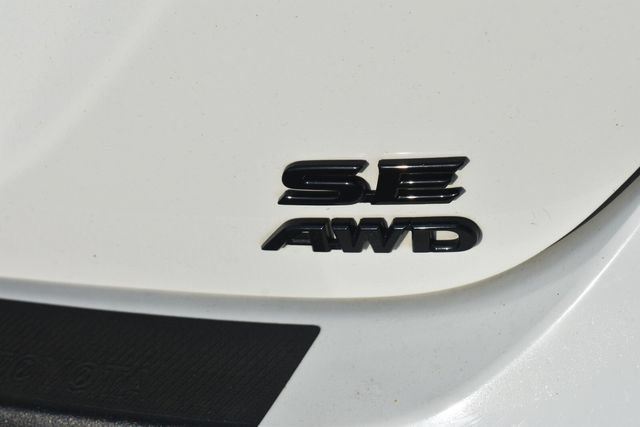 Used 2022 Toyota Camry SE w/ Convenience Package AWD/4WD image 12