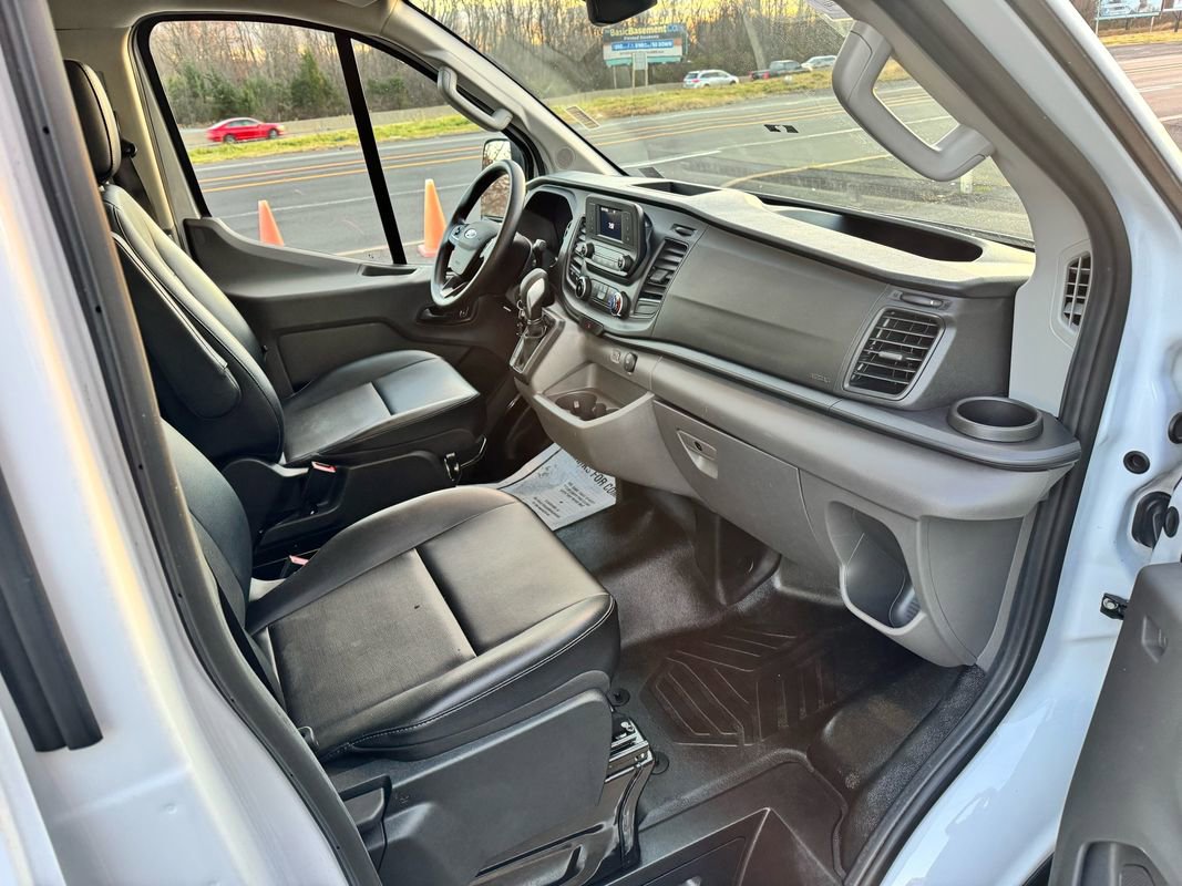 Used 2024 Ford Transit 150 Low Roof image 31