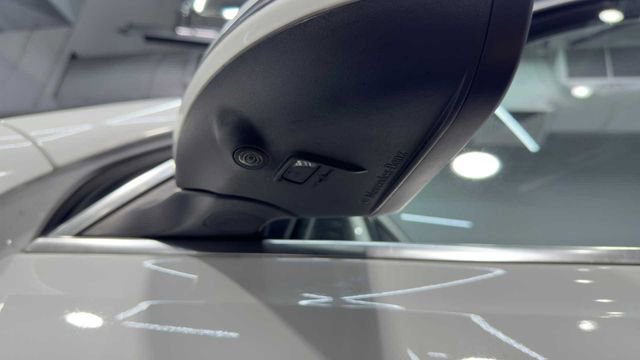Used 2022 Mercedes-Benz GLB 250 image 13