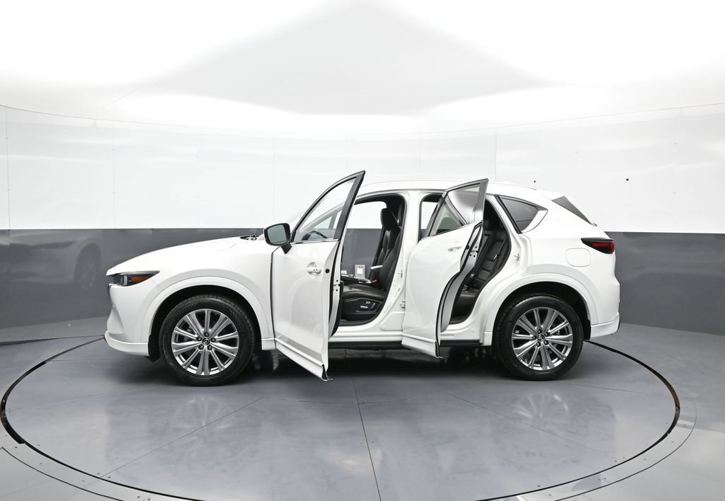 Used 2023 MAZDA CX-5 Signature AWD/4WD image 44