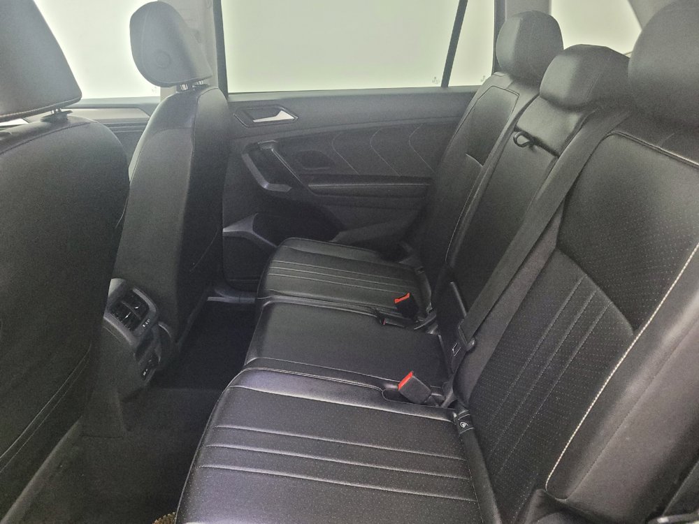 Used 2024 Volkswagen Tiguan SE FWD image 18