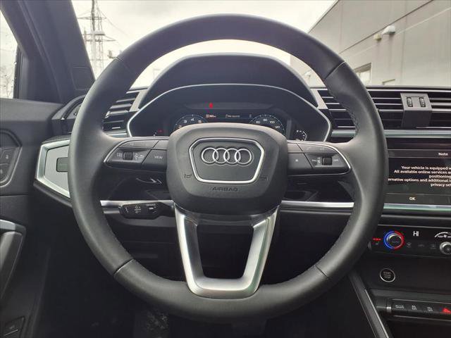 Used 2025 Audi Q3 2.0T Premium w/ Convenience Package AWD/4WD image 11