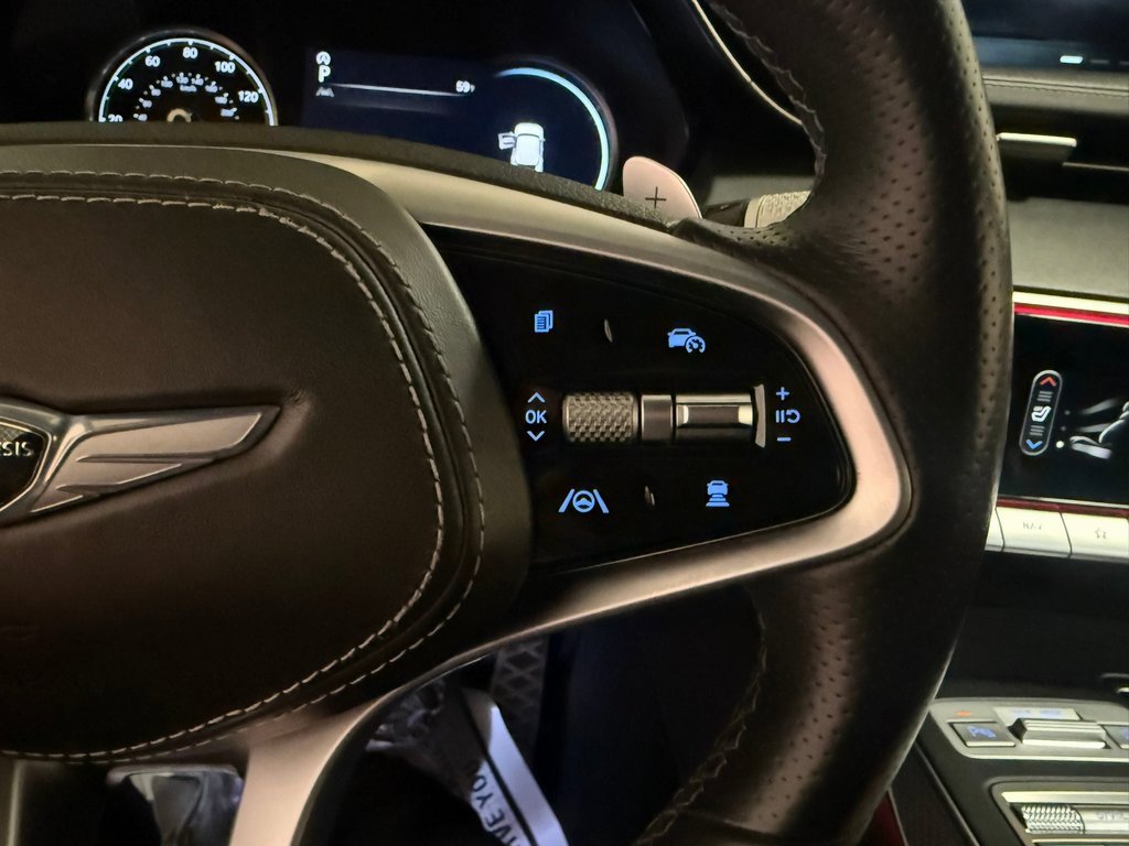 Certified 2022 Genesis GV70 2.5T w/ Sport Prestige Package image 32