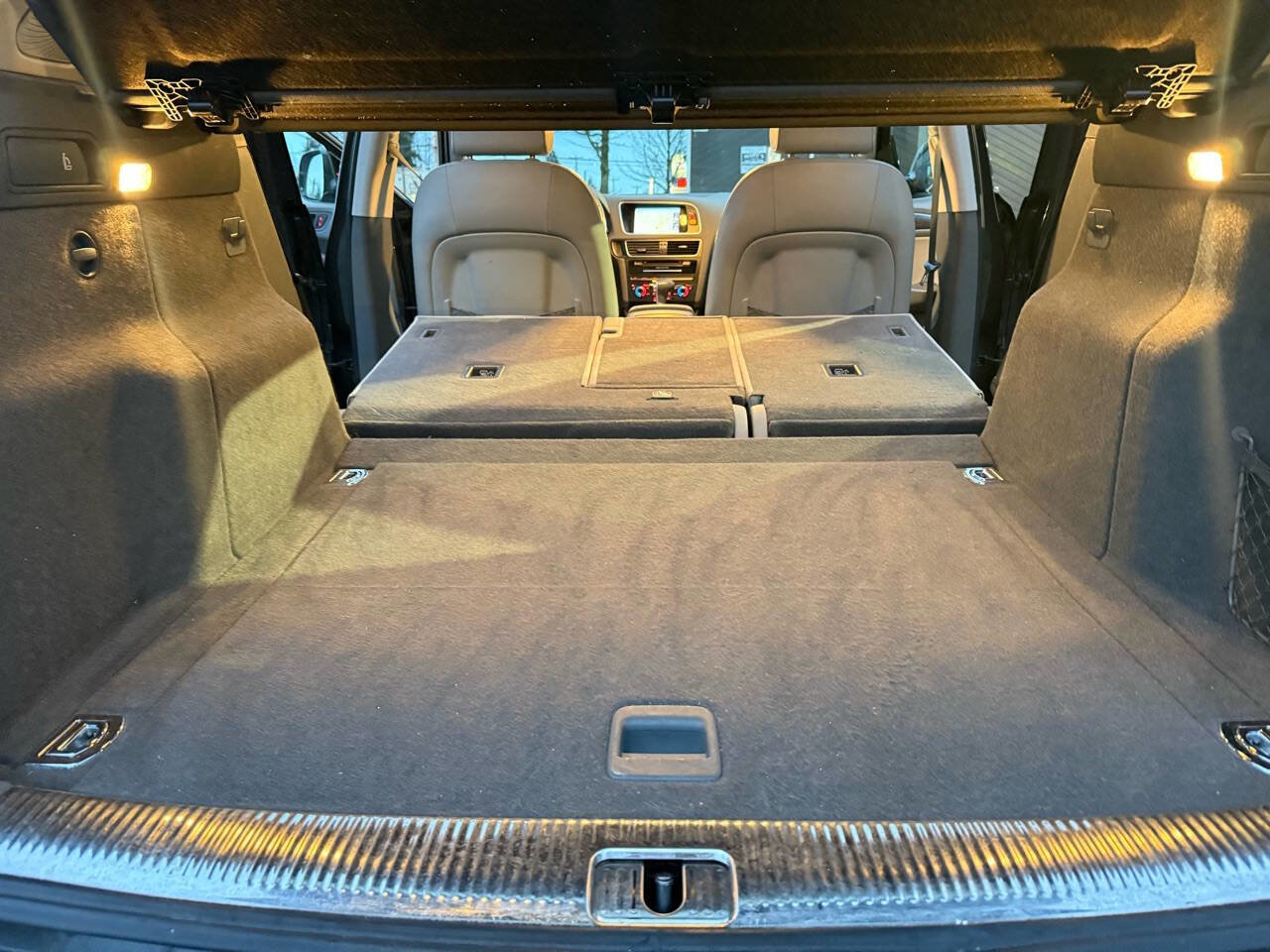 Used 2017 Audi Q5 2.0T Premium Plus w/ Technology Package image 10