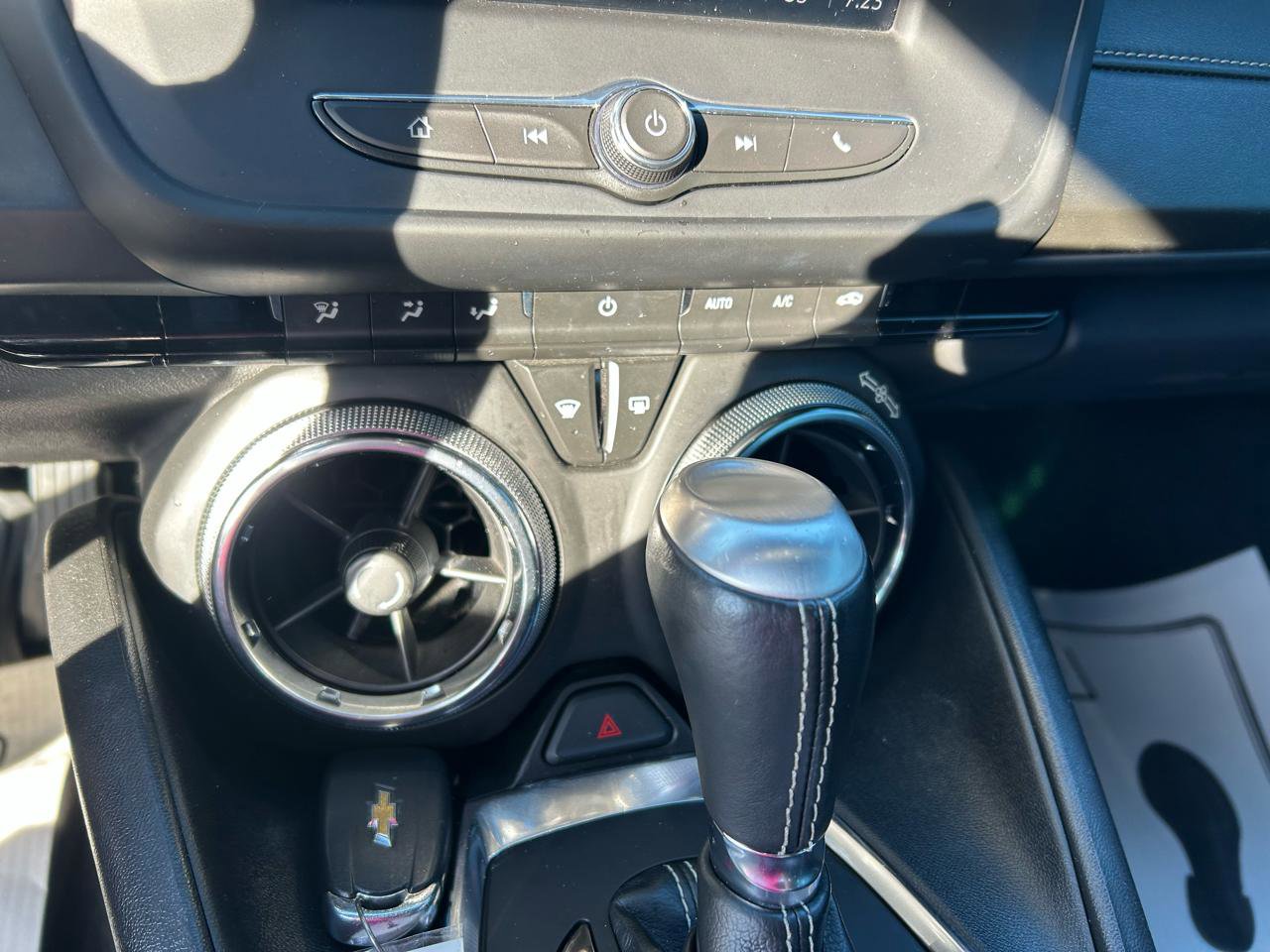 Used 2021 Chevrolet Camaro LS RWD image 17