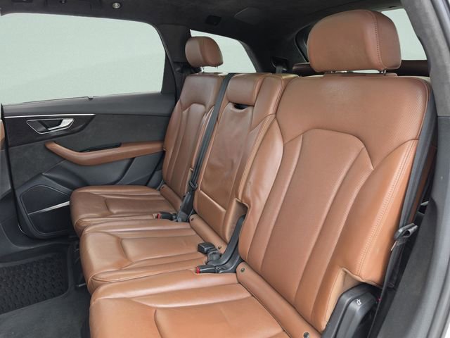 Used 2021 Audi Q7 3.0T Prestige w/ Prestige Package AWD/4WD image 23