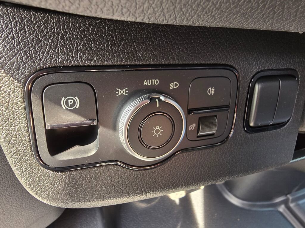 New 2025 Mercedes-Benz Sprinter 2500 image 19