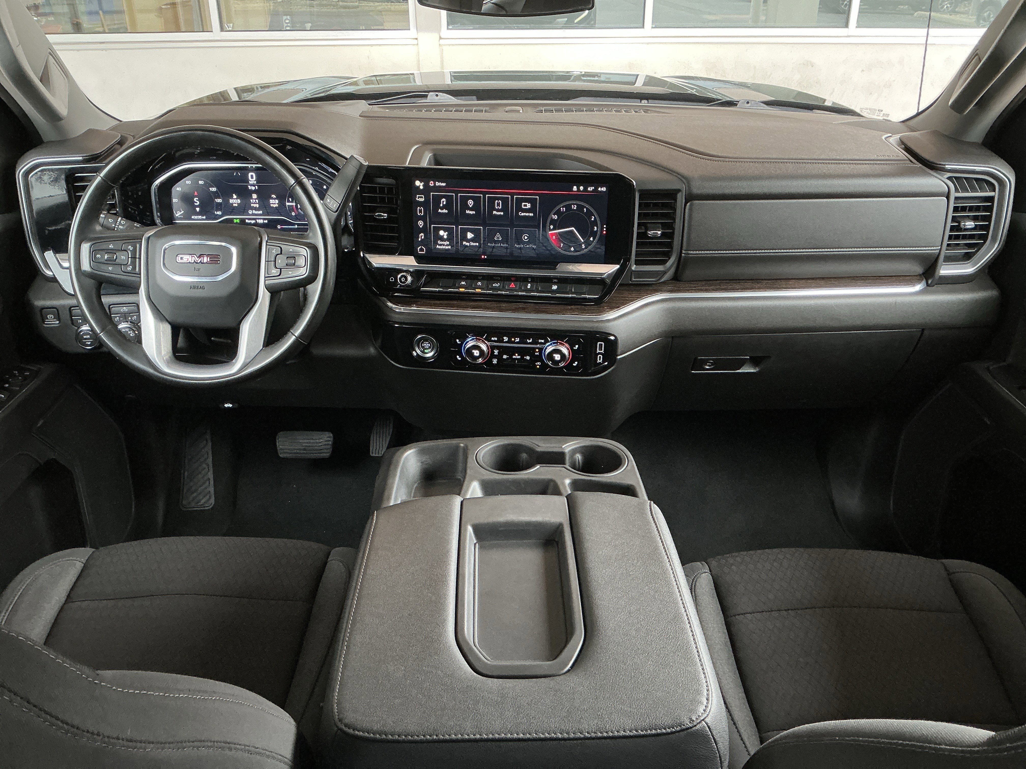 Used 2023 GMC Sierra 1500 SLE image 4