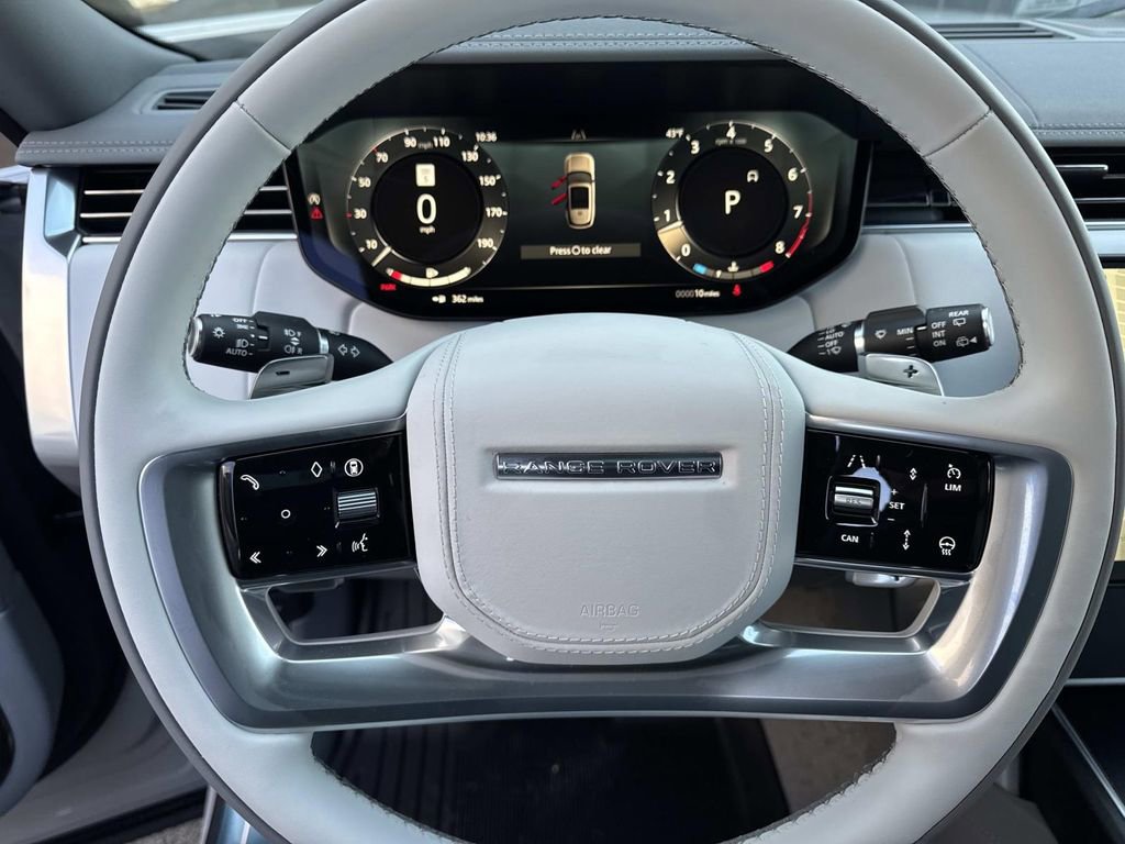 New 2026 Land Rover Range Rover SV image 24