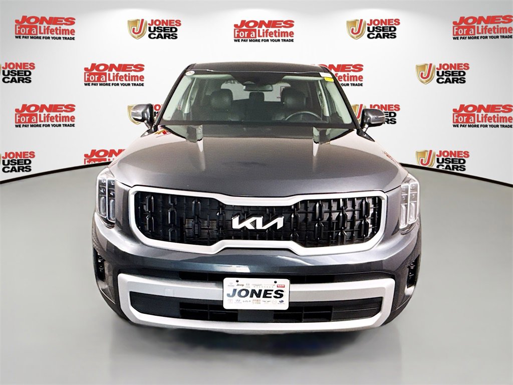 Used 2024 Kia Telluride LX image 13