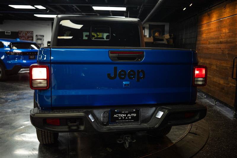 Used 2023 Jeep Gladiator Sport AWD/4WD image 6