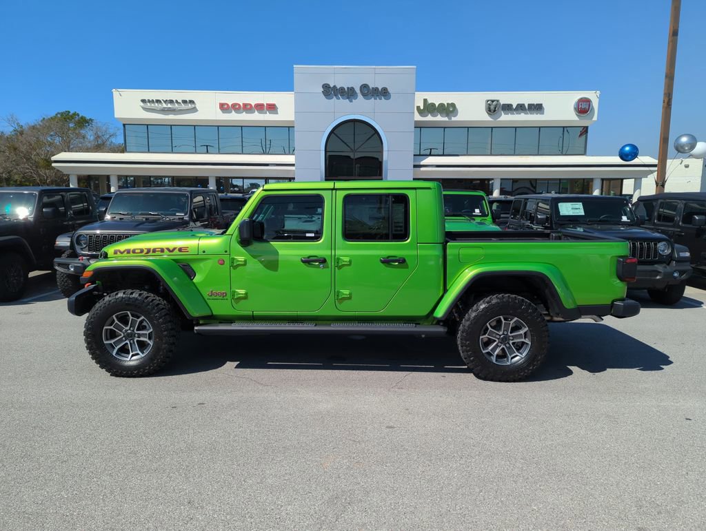 New 2026 Jeep Gladiator Mojave AWD/4WD image 8