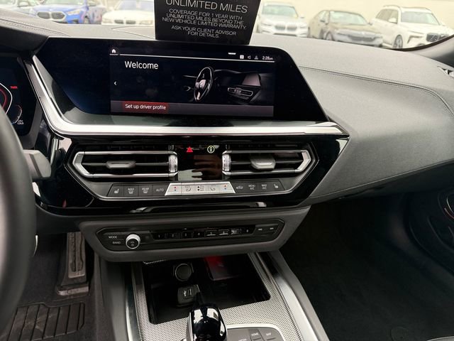 Used 2026 BMW Z4 M40i image 11