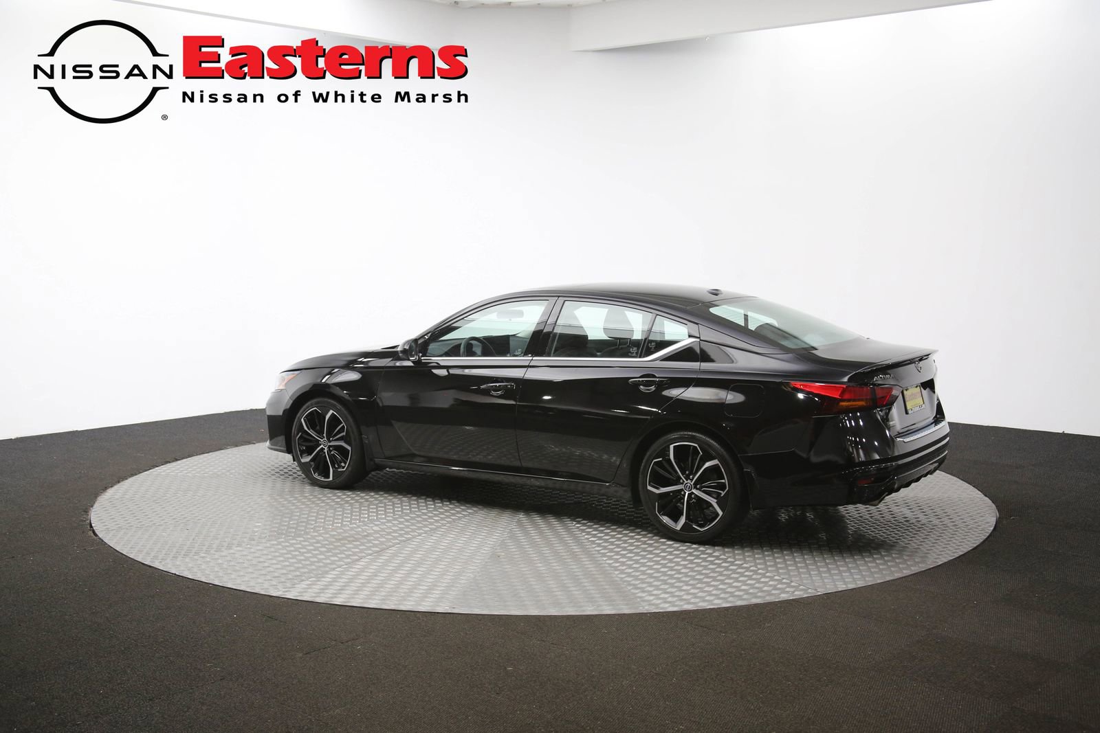 Used 2023 Nissan Altima 2.5 SR w/ SR Premium Package image 80