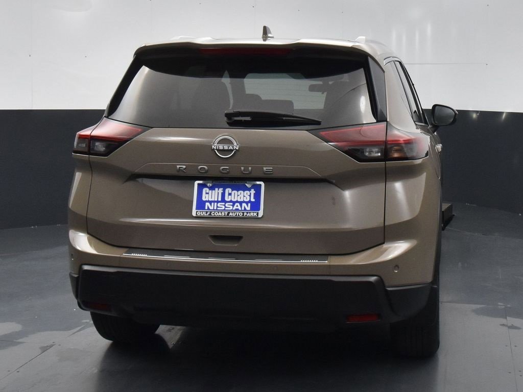 Certified 2025 Nissan Rogue SV w/ SV Premium Package image 19