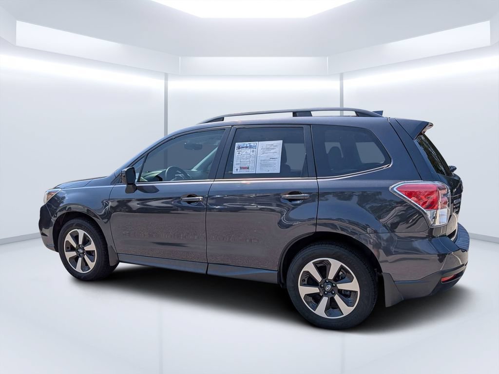 Used 2018 Subaru Forester 2.5i Premium AWD/4WD image 5