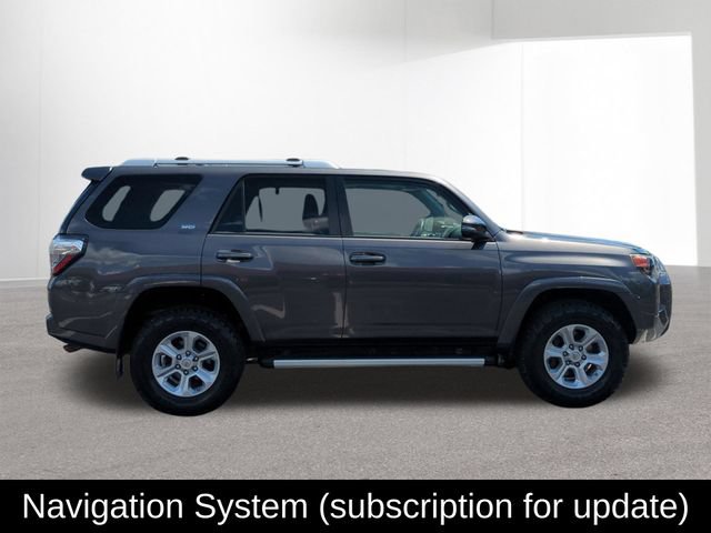 Used 2017 Toyota 4Runner SR5 Premium AWD/4WD image 4