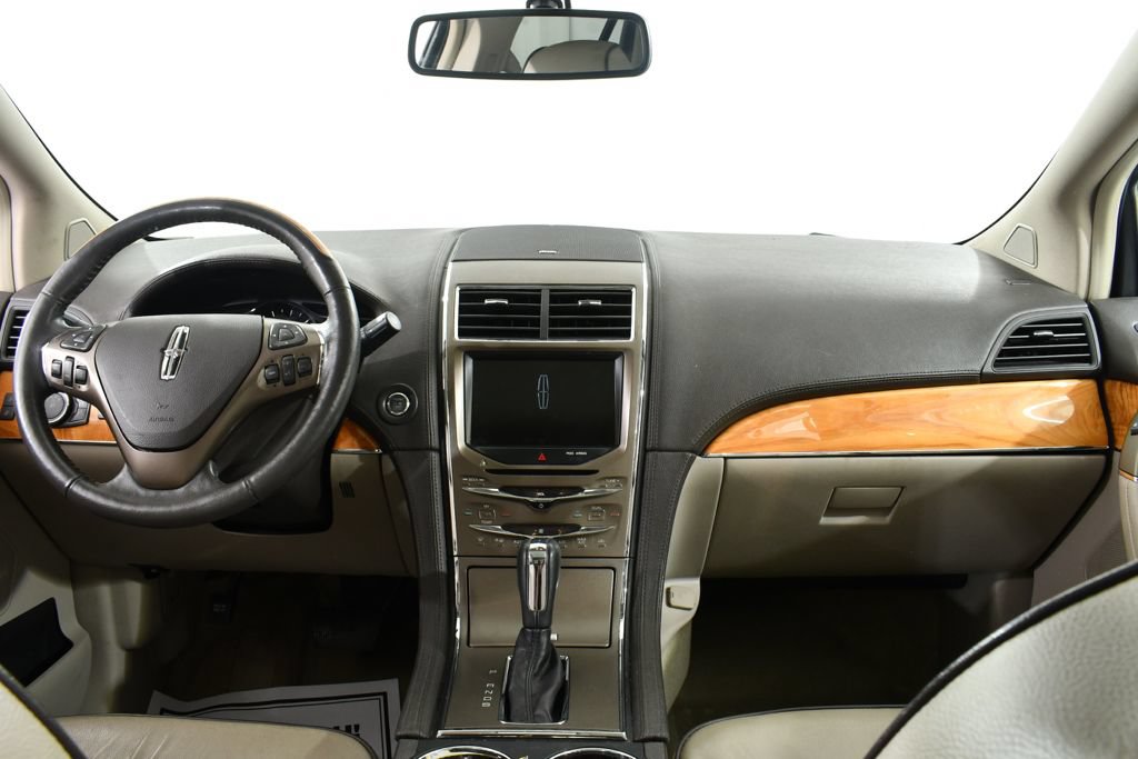 Used 2015 Lincoln MKX AWD w/ Equipment Group 102A image 7
