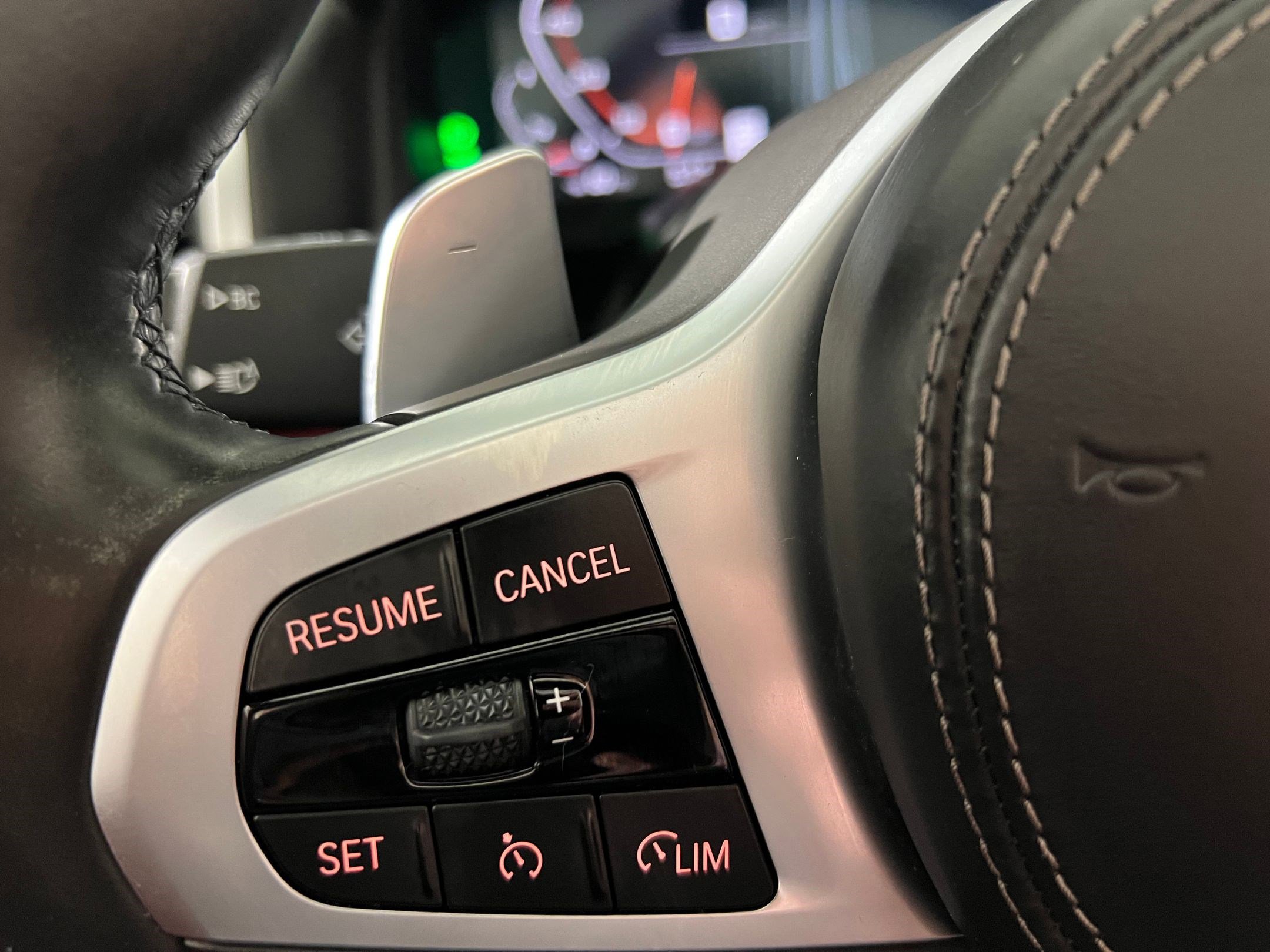 Used 2021 BMW M850i xDrive Convertible w/ Driving Assistance Package image 17