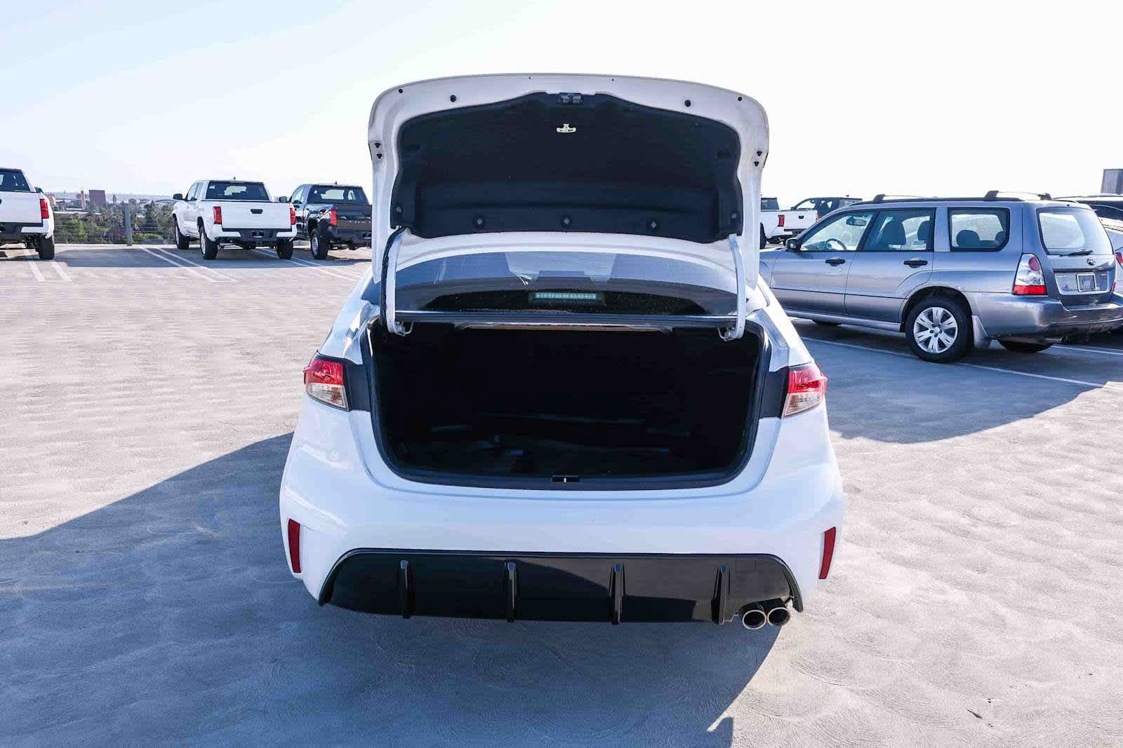 Used 2025 Toyota Corolla SE FWD image 27