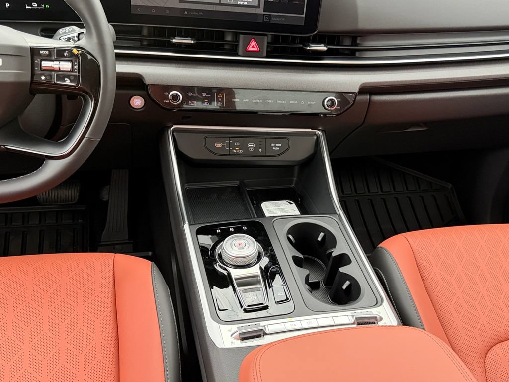 New 2027 Kia Carnival SX FWD image 12