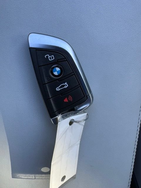 Used 2022 BMW M4 Competition w/ Executive Package RWD image 26
