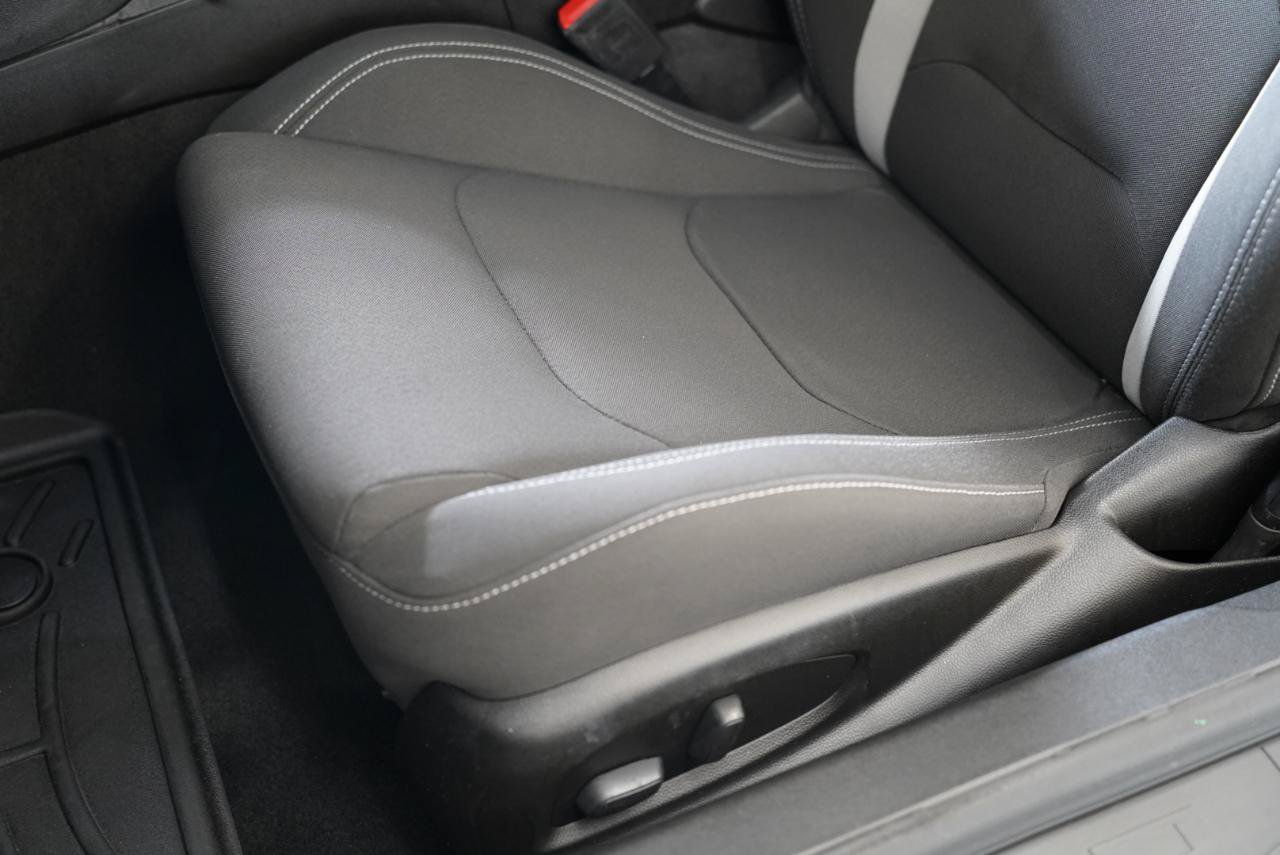 Used 2022 Chevrolet Camaro SS RWD image 25